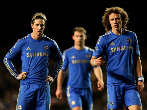 Chelsea fracassa na fase grupos e não se classifica. FOTO: Getty Images / foxsports.com.br