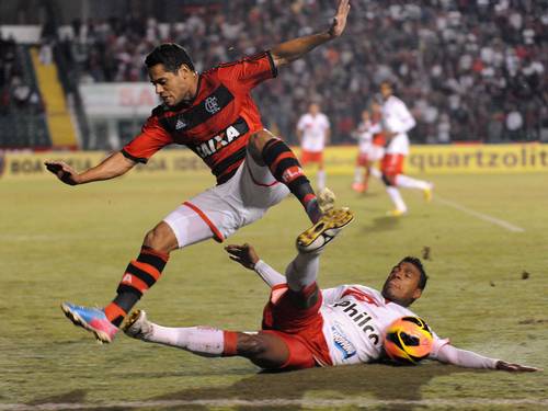 Péssimo futebol e mais um tropeço do Flamengo; FOTO: Alexandre Vidal / Fla Imagem