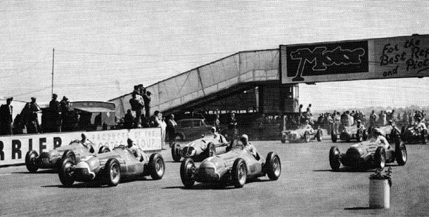 Imagem da primeira largada de uma corrida de Fórmula 1 na data de 13 de maio de 1950. FOTO: totalrace.com.br.