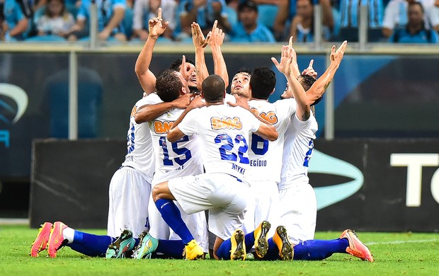 Cruzeiro vira na Arena Grêmio e encaminha título. FOTO: Vinícius Costa / Futura Press