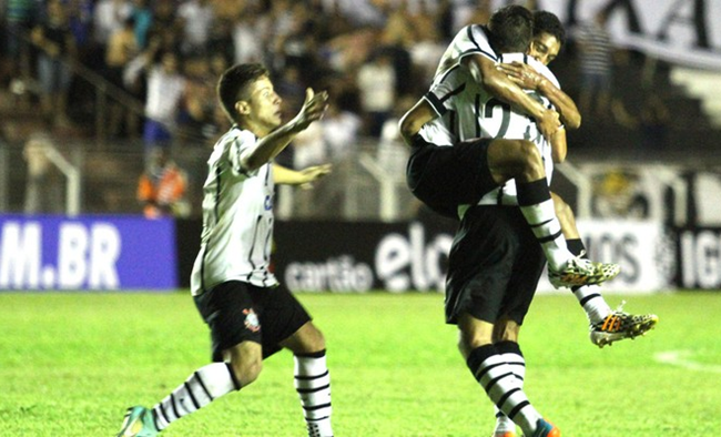 Corinthians chega a sua 16ª decisão da Copa SP de Futebol Júnior. FOTO: Luciano Claudino / Agência Estado.