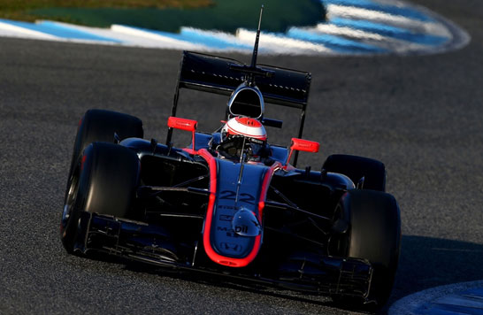 McLaren, com motor Honda, é, até agora, a grande incógnita entre as principais equipes para a temporada de 2015. FOTO: womotor.wordpress.com.