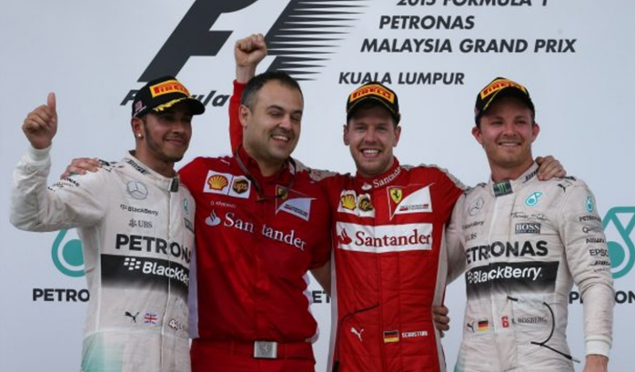 Era Vettel, mas não foram poucos os que podiam visualizar outro alemão no alto do pódio. FOTO: formula1.com.