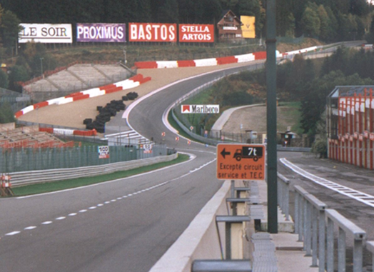Eau Rouge: A curva mais rápida e mais lembrada da Fórmula 1. FOTO: Wikipedia