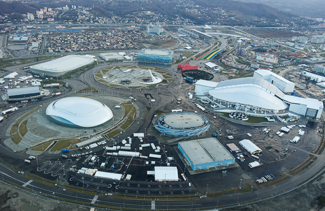 Vista aérea de parte do circuito de Sochi onde se realiza o primeiro GP da Rússia desde 2014. FOTO: reddit.com