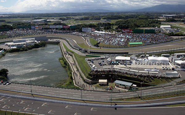 Detalhe do circuito de Suzuka onde, em 11 ocasiões um piloto saiu de lá como campeão na Fórmula 1. FOTO: planetf1.com