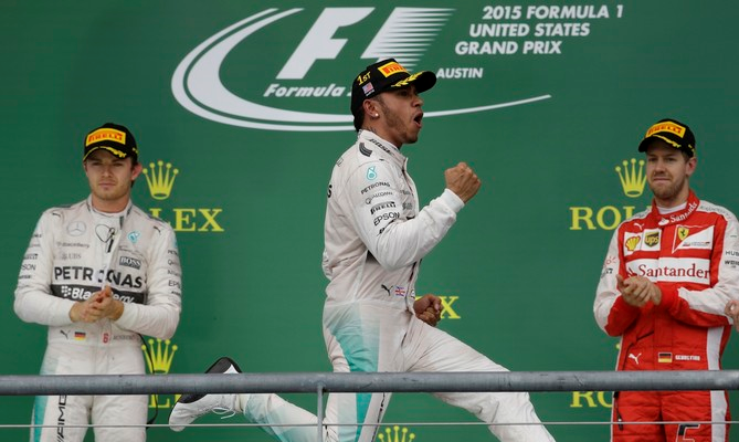 Lewis Hamilton vence o GP dos Estados Unidos, com Nico Rosberg em segundo e Sebastian Vettel em terceiro. FOTO: AP