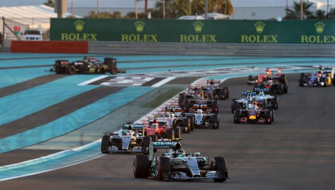 Largada do GP de Abu Dhabi de 2015. FOTO: formula1.com