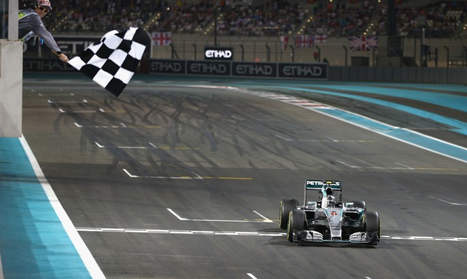Nico Rosberg vence o GP de Abu Dhabi de 2015. FOTO: Getty Images