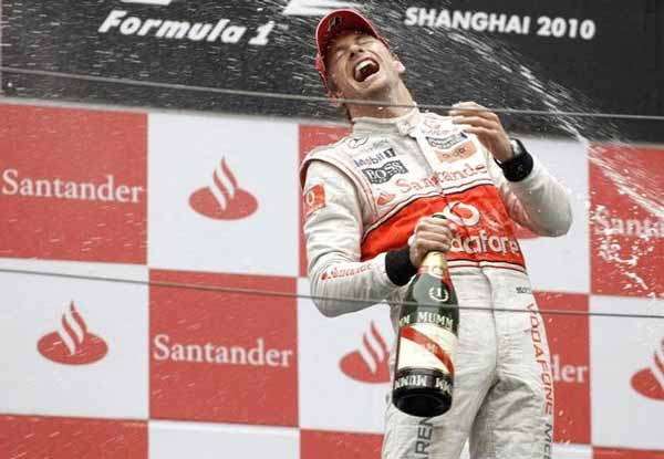Jenson Button terminou como vencedor da do GP da China de 2010. FOTO: http://www.encontracarros.com