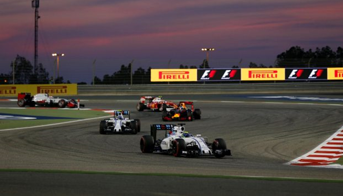 Felipe Massa fez boa largada, mas em função da estratégia de pneus, terminou somente em oitavo. FOTO: formula1.com