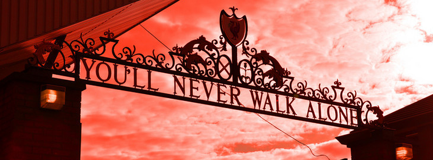 A música tem seu nome no Shankly Gate, portão de entrada Anfiel Road, estádio do Liverpool. FOTO: Liverpool