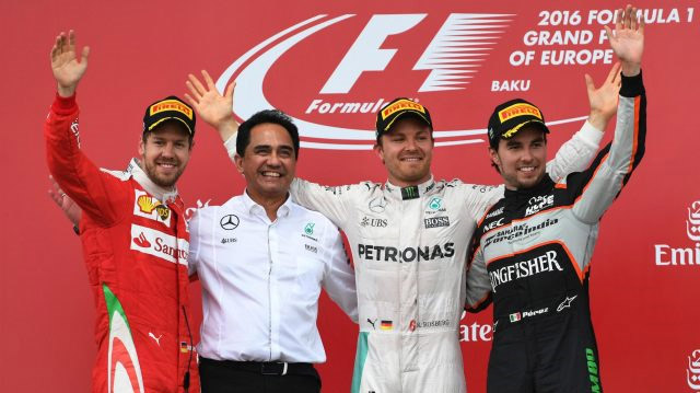 Nico Rosberg vence no Azerbaijão, com Sebastian Vettel em segundo e Sergio Pérez em terceiro. FOTO: formula1.com