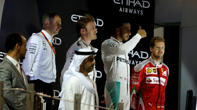 Lewis Hamilton venceu de GP de Abu Dhabi, com Nico Rosberg (campeão) em segundo e Sebastian Vettel em terceiro. FOTO: formula1.com